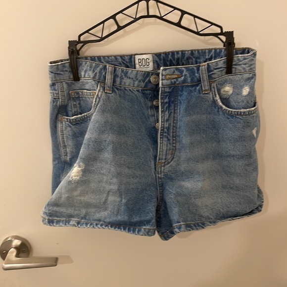 High rise jean shorts - Picture 1 of 4